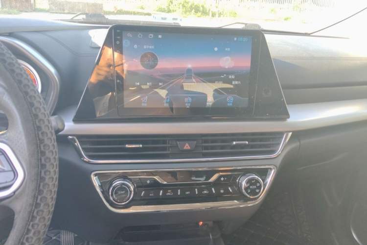 Used Soueast DX5 2019 1.5T CVT Luxury Version Audio And AC Panel