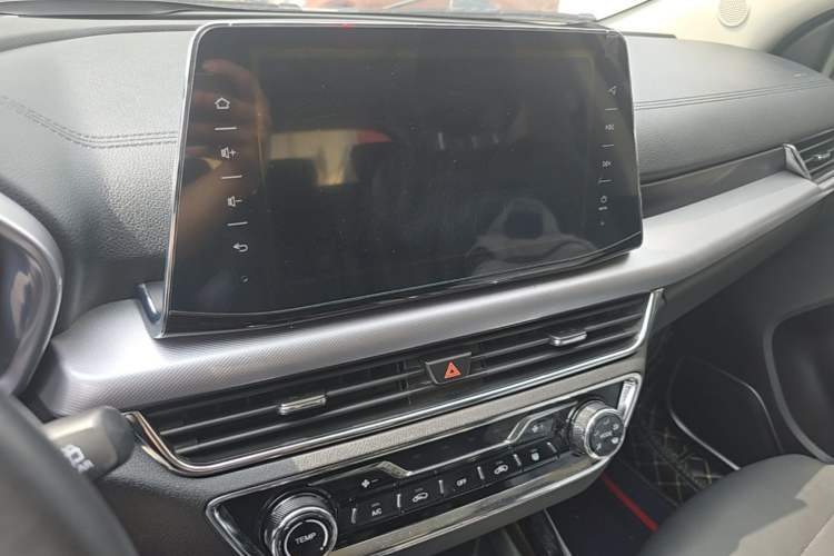 Used Soueast DX5 2019 1.5T CVT Luxury Version Audio And AC Panel