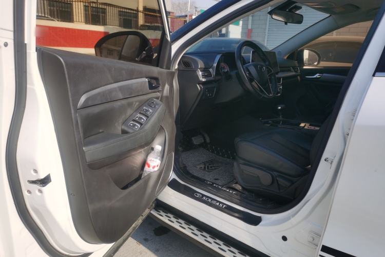 Used Soueast DX5 2019 1.5T CVT Luxury Version Driver Seat