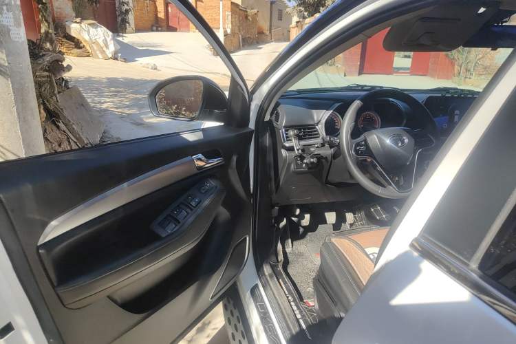 Used Soueast DX5 2019 1.5L Manual Luxury Version Driver Seat