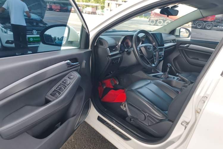 Used Soueast DX5 2019 1.5L Manual Luxury Version Driver Seat