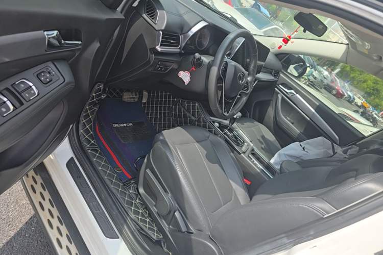 Used Soueast DX5 2019 1.5T CVT Luxury Version Driver Seat
