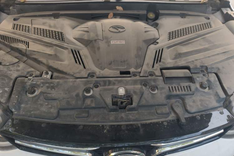 Used Soueast DX5 2019 1.5T CVT Luxury Version Engine Bay