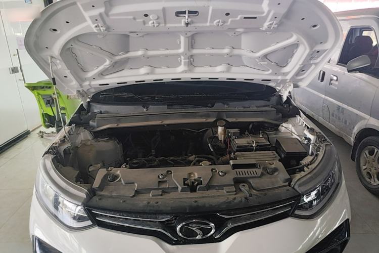 Used Soueast DX5 2019 1.5L Manual Luxury Version Engine Bay