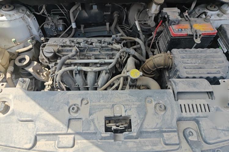 Used Soueast DX5 2019 1.5L Manual Luxury Version Engine Bay