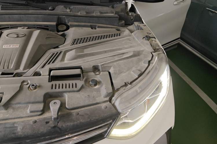 Used Soueast DX5 2019 1.5T CVT Luxury Version Engine Bay Left