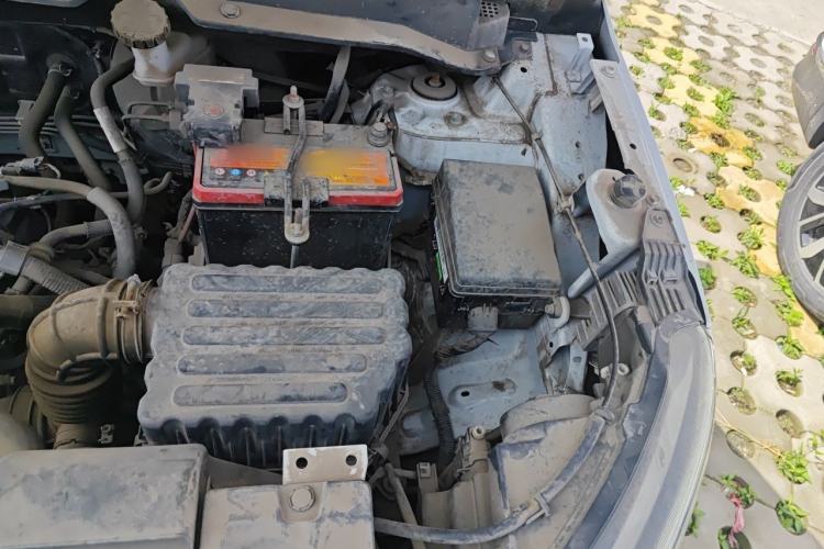 Used Soueast DX5 2019 1.5L Manual Luxury Version Engine Bay Left