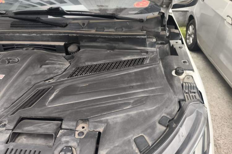 Used Soueast DX5 2019 1.5T CVT Luxury Version Engine Bay Left