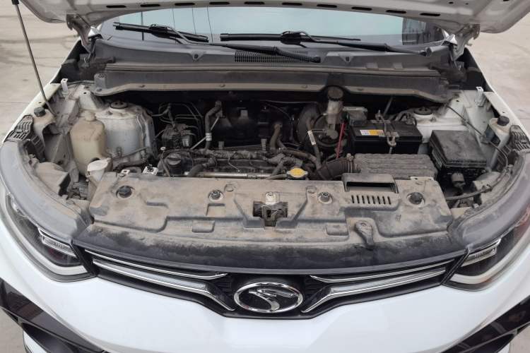 Used Soueast DX5 2019 1.5L Manual Luxury Version Engine Bay