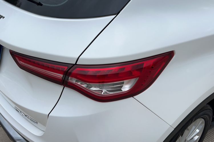 Used Soueast DX5 2019 1.5T CVT Luxury Model Exterior 1