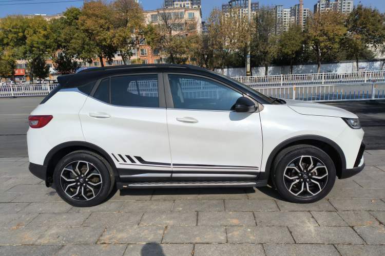 Used Soueast DX5 2019 1.5L Manual Luxury Version Exterior 2
