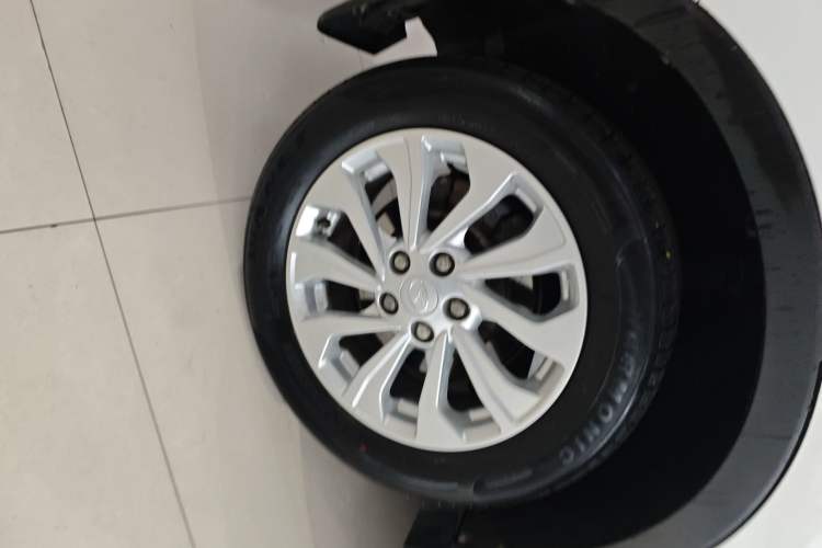 Used Soueast DX5 2019 1.5T CVT Luxury Model Exterior 5