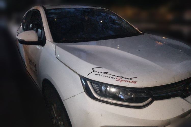 Used Soueast DX5 2019 1.5L Manual Luxury Version Front Right 45 Deg