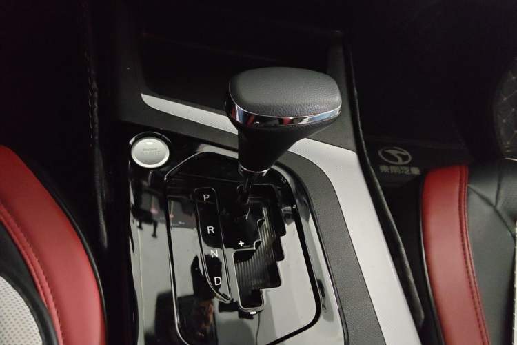 Used Soueast DX5 2019 1.5T CVT Luxury Version Gear Lever