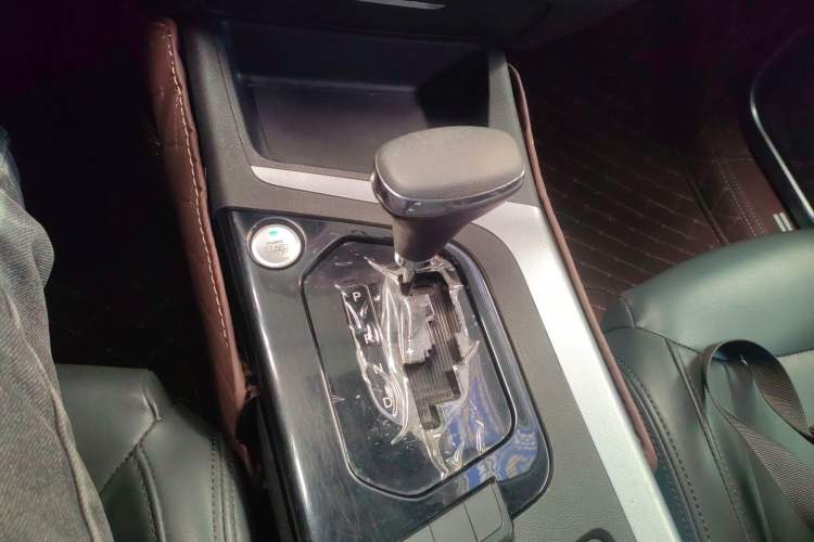 Used Soueast DX5 2019 1.5T CVT Luxury Version Gear Lever