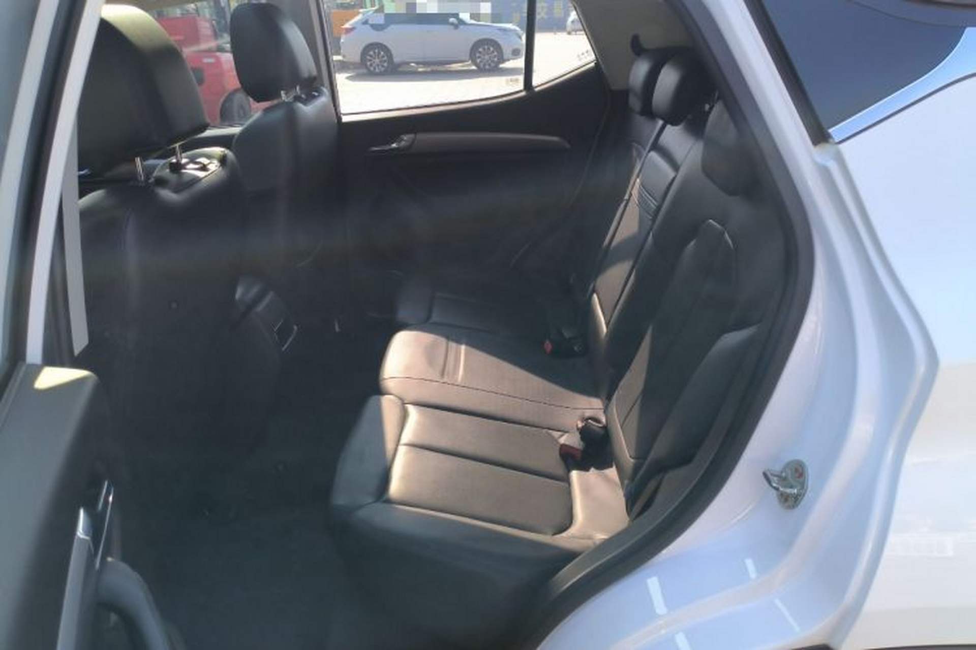 Used Soueast DX5 2019 1.5L Manual Luxury Version Interior 1