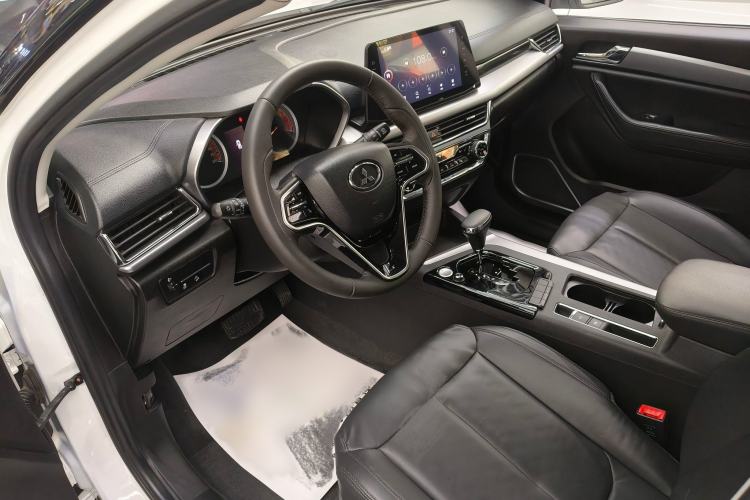 Used Soueast DX5 2019 1.5T CVT Luxury Version Interior 1