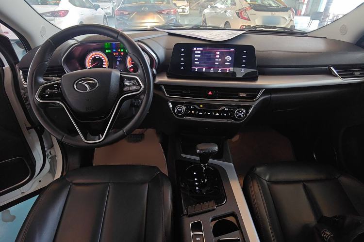 Used Soueast DX5 2019 1.5T CVT Luxury Model Interior 2