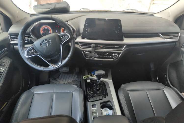 Used Soueast DX5 2019 1.5T CVT Luxury Version Interior 2