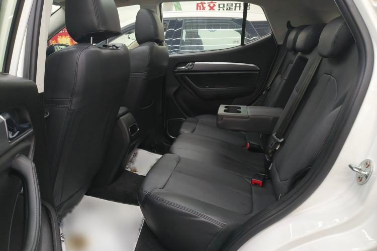 Used Soueast DX5 2019 1.5T CVT Luxury Version Interior 3