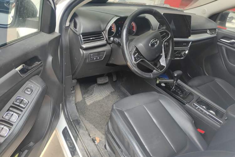 Used Soueast DX5 2019 1.5T CVT Luxury Version Interior 3