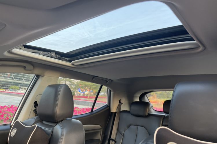 Used Soueast DX5 2019 1.5T CVT Luxury Model Interior 4