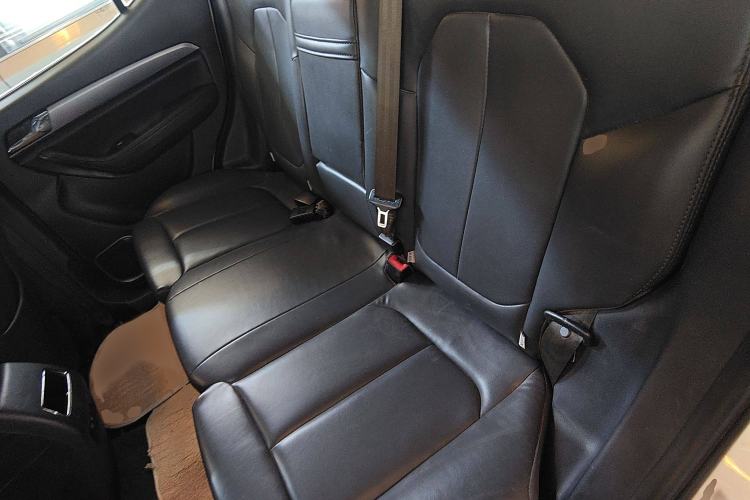 Used Soueast DX5 2019 1.5T CVT Luxury Model Interior 4