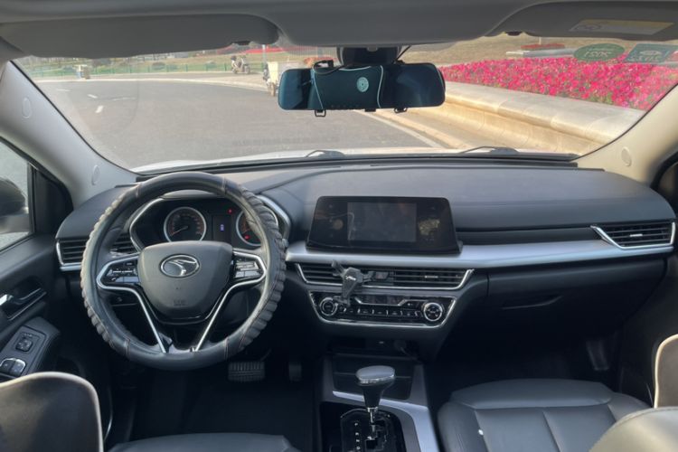 Used Soueast DX5 2019 1.5T CVT Luxury Model Interior 5