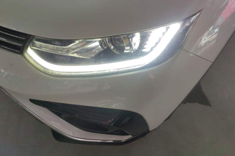 Used Soueast DX5 2019 1.5L Manual Luxury Version Left Front Headlight