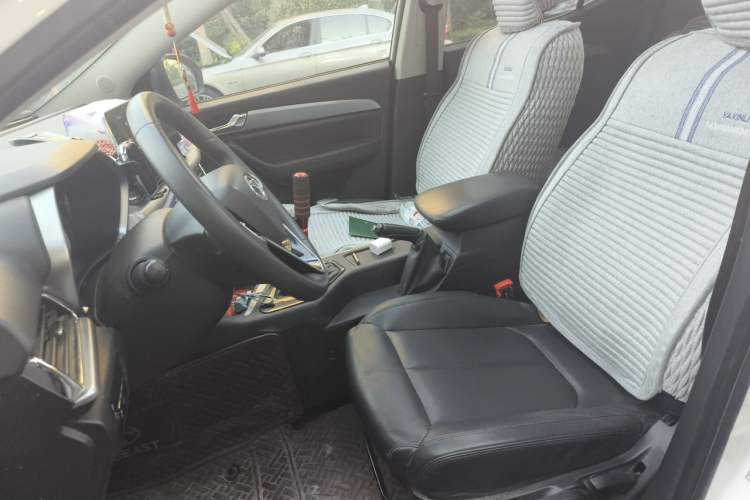 Used Soueast DX5 2019 1.5L Manual Elite Model Left Front Seat