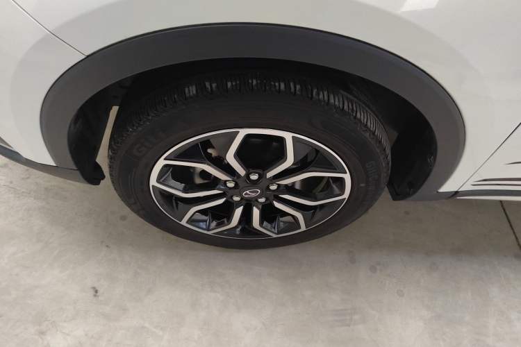 Used Soueast DX5 2019 1.5T CVT Flagship Model Left Front Wheel Hub