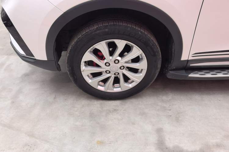 Used Soueast DX5 2019 1.5L Manual Luxury Version Left Front Wheel Hub