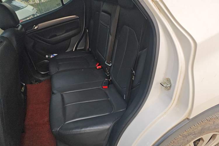 Used Soueast DX5 2019 1.5L Manual Luxury Version Left Rear Seat