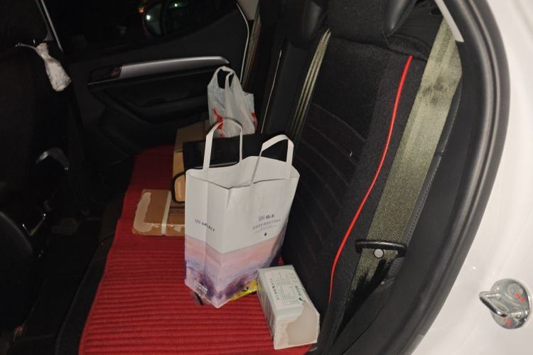Used Soueast DX5 2019 1.5L Manual Luxury Version Left Rear Seat