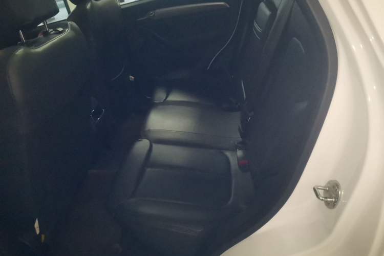 Used Soueast DX5 2019 1.5T CVT Flagship Model Left Rear Seat