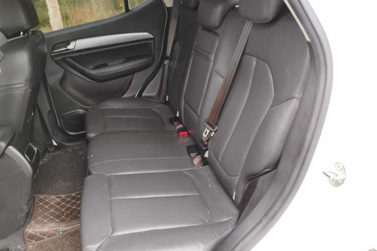 Used Soueast DX5 2019 1.5L Manual Luxury Version Left Rear Seat