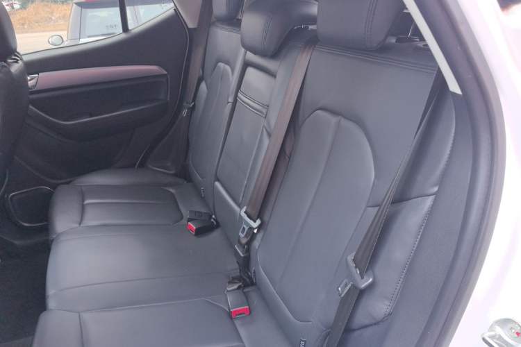Used Soueast DX5 2019 1.5L Manual Luxury Version Left Rear Seat