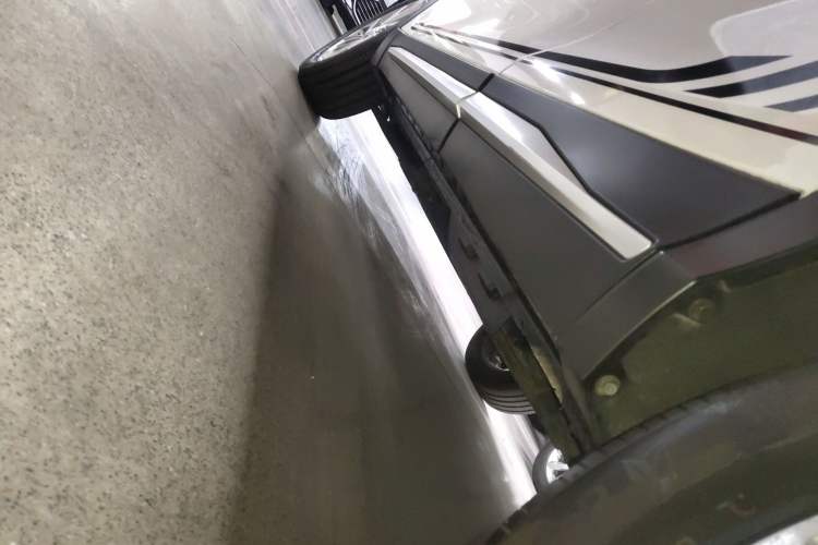 Used Soueast DX5 2019 1.5L Manual Luxury Version Left Side Sill