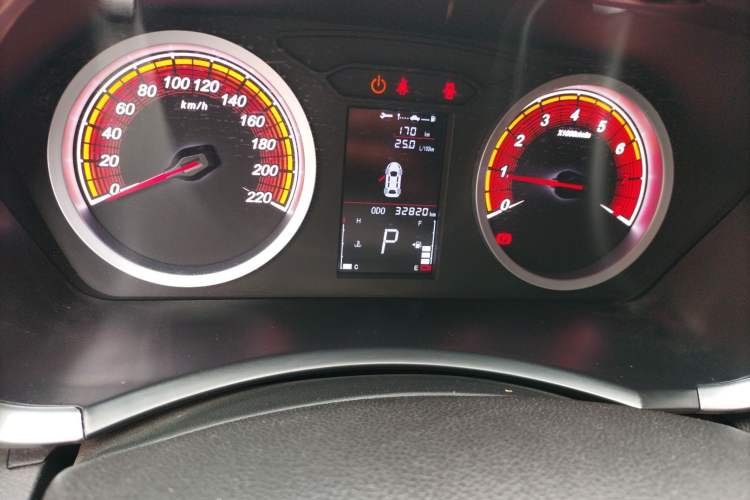 Used Soueast DX5 2019 1.5T CVT Luxury Version Odometer Close Up