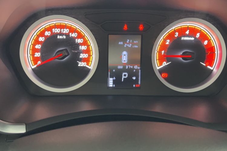 Used Soueast DX5 2019 1.5T CVT Luxury Model Odometer Close Up