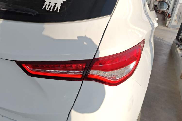 Used Soueast DX5 2019 1.5L Manual Luxury Version Right Rear Taillight