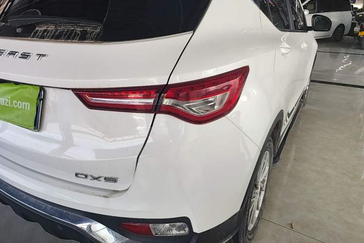 Used Soueast DX5 2019 1.5L Manual Luxury Version Right Rear Taillight