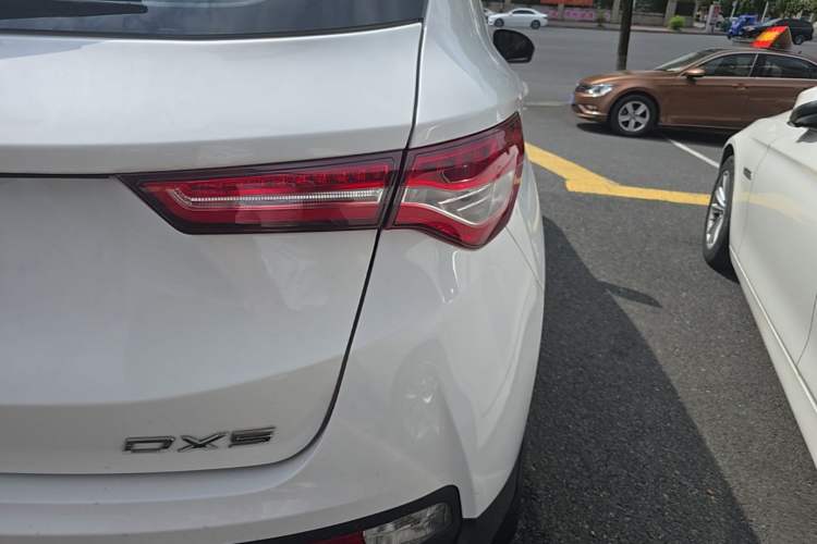 Used Soueast DX5 2019 1.5T CVT Luxury Version Right Rear Taillight