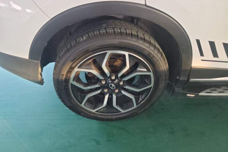 Used Soueast DX5 2019 1.5L Manual Luxury Version Right Rear Wheel Hub
