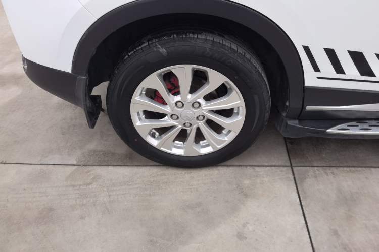 Used Soueast DX5 2019 1.5L Manual Luxury Version Right Rear Wheel Hub