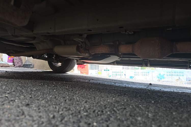 Used Soueast DX5 2019 1.5T CVT Luxury Version Right Side Sill
