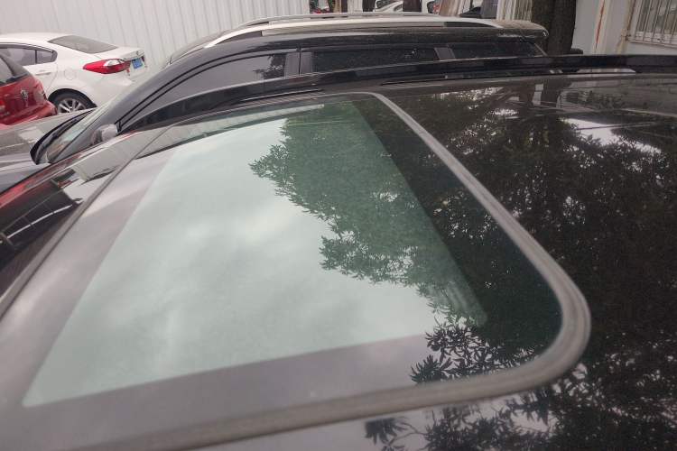 Used Soueast DX5 2019 1.5T CVT Luxury Model Roof