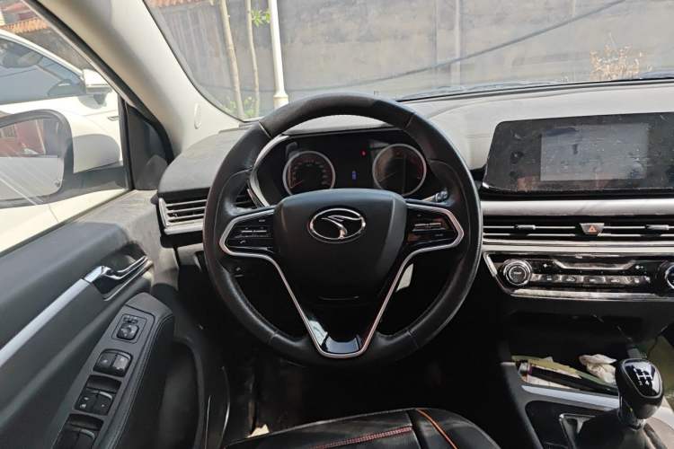 Used Soueast DX5 2019 1.5L Manual Luxury Version Steering Wheel