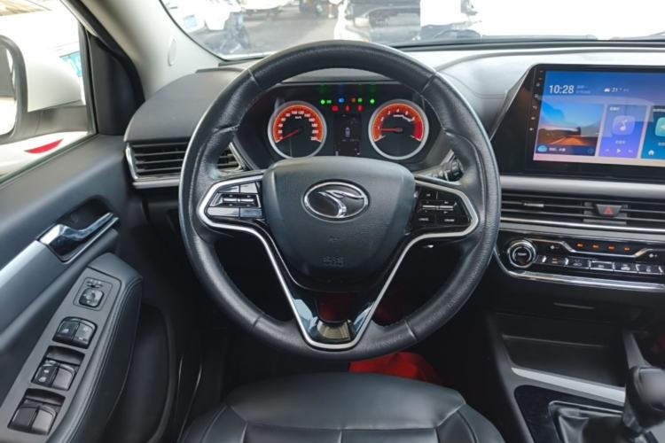 Used Soueast DX5 2019 1.5L Manual Luxury Version Steering Wheel