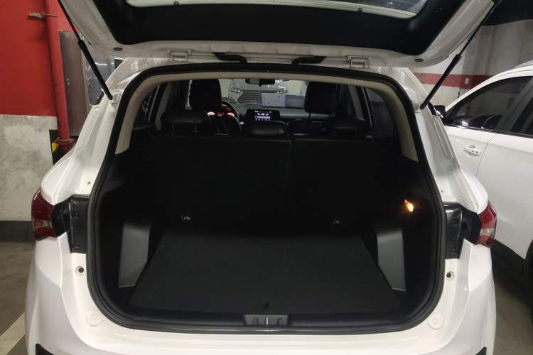 Used Soueast DX5 2019 1.5L Manual Luxury Version Trunk